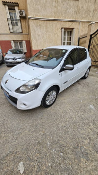 voitures-renault-clio-3-2012-night-and-day-baba-hassen-alger-algerie