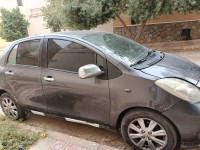 voitures-toyota-yaris-2011-laghouat-algerie