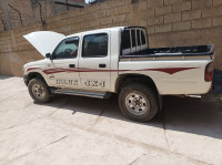 voitures-toyota-hilux-2003-bejaia-algerie