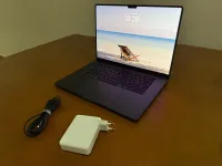 macbook pro 16 .M4 pro .24g.|2T SSD. ETAT 200 POUR 100 .