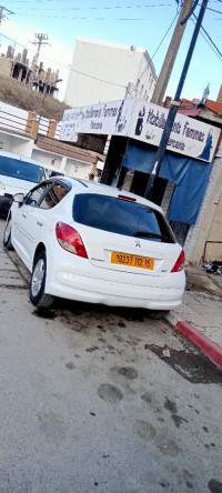 voitures-peugeot-207-2012-ouaguenoun-tizi-ouzou-algerie