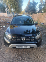 voitures-dacia-duster-2022-ambiance-tipaza-algerie