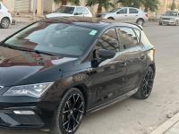 moyenne-berline-seat-leon-2017-gtd-bordj-bou-arreridj-algerie