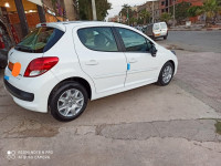 voitures-peugeot-207-plus-2013-ramdane-djamel-skikda-algerie