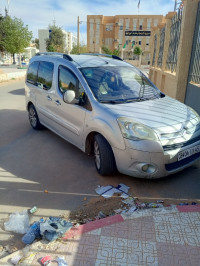 voitures-citroen-berlingo-multispace-2011-naama-algerie