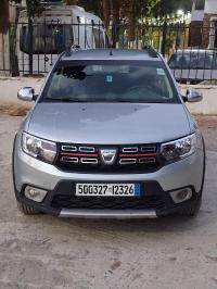 سيارات-dacia-sandero-2023-stepway-extreme-وزرة-المدية-الجزائر