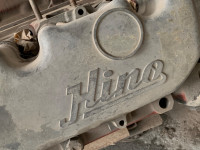 قطع-المحرك-bloc-moteur-hino-v8-1984-المدية-الجزائر