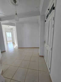 appartement-location-f4-alger-ben-aknoun-algerie