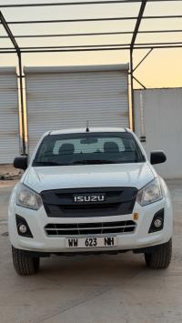 cars-isuzu-d-max-2025-ouargla-algeria