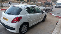 voitures-peugeot-207-plus-2013-tissemsilt-algerie