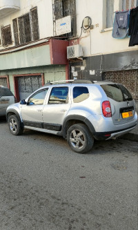 voitures-dacia-duster-2013-laureate-alger-centre-algerie