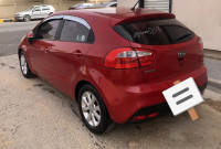 voitures-kia-rio-5-portes-2013-blida-algerie