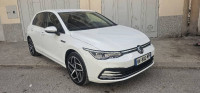 voitures-volkswagen-golf-8-2023-style-constantine-algerie