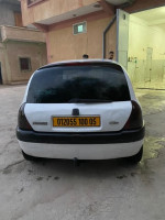 voitures-renault-clio-1-2000-sedrata-souk-ahras-algerie