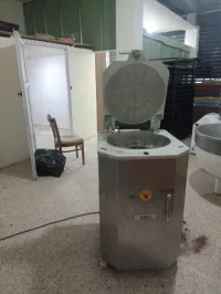 ماتريال  مخبزة نظيف بزاف