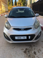 voitures-kia-picanto-2014-chiffa-blida-algerie