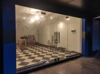 Vitrine en verre trempé 