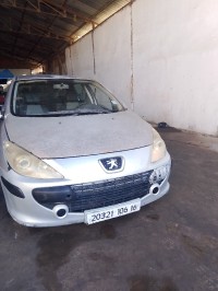 سيارات-peugeot-307-2006-مفتاح-البليدة-الجزائر