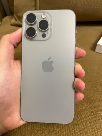 هواتف-ذكية-apple-iphone-15-pro-mac-عين-البية-وهران-الجزائر