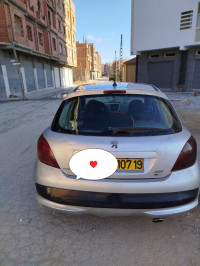 voitures-peugeot-207-2007-el-eulma-setif-algerie