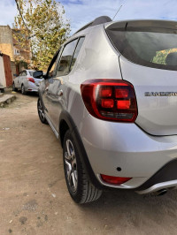 voitures-dacia-sandero-2019-stepway-privilege-el-bouni-annaba-algerie