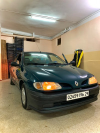 voitures-renault-megane-1-1996-mascara-algerie