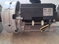 صناعة-و-تصنيع-instalation-rideaux-metallique-electrique-مقلع-تيزي-وزو-الجزائر