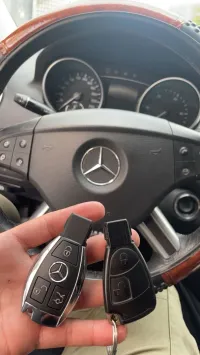 Spécialiste Clés Mercedes  Double clé, EZS, ELV, Programmation