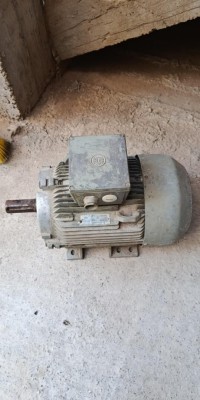 آخر-moteur-electrique-الصومعة-البليدة-الجزائر