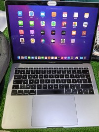 ماك-بوك-macbook-pro-2017-المحمدية-الجزائر