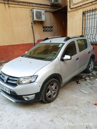 voitures-dacia-sandero-2015-stepway-bejaia-algerie