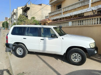 tout-terrain-suv-nissan-patrol-long-2009-algerie