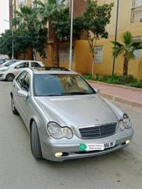 voitures-mercedes-classe-c-2004-c220-reghaia-alger-algerie