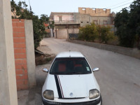 voitures-renault-clio-2-2000-beni-djellil-bejaia-algerie