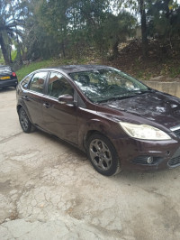 voitures-ford-focus-4-portes-2009-dar-el-beida-alger-algerie