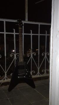 electrical-instrument-guitare-electrique-flying-v-alger-centre-algeria