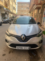 voitures-renault-clio-5-2023-tce-rouiba-alger-algerie