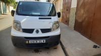 fourgon-renault-trafic-2011-algerie