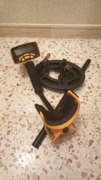 Détecteur de métaux Garett 250