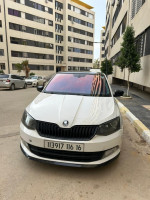 voitures-skoda-fabia-2016-monte-carlo-chlef-algerie