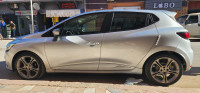 voitures-renault-clio-4-2019-gt-line-sig-mascara-algerie