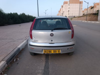 voitures-fiat-punto-2009-khraissia-alger-algerie