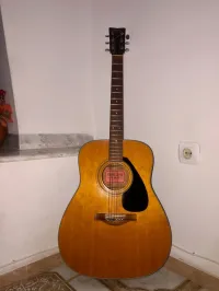 YAMAHA FG30LTD