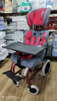 Poussette imc pour enfant