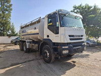 camion-420-iveco-2013-mouzaia-blida-algerie