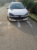 voitures-peugeot-206-2000-tizi-ouzou-algerie