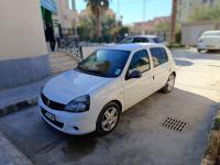 voitures-renault-clio-campus-2013-bye-msila-algerie