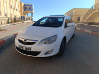 voitures-opel-astra-2010-aflou-laghouat-algerie