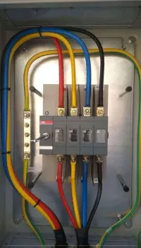 Électricien bâtiment bir khadem