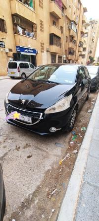 سيارات-peugeot-208-2015-وهران-الجزائر